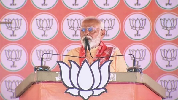Modi’s Warning in Shravasti: ‘Opposition Will Open Your Water Tap and Take It Away
