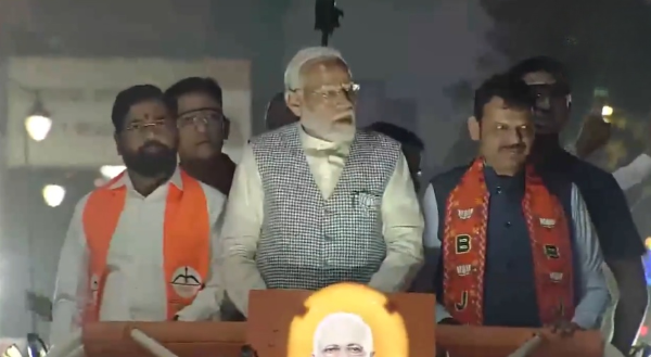 Prime Minister Narendra Modi Leads Roadshow in Mumbai’s Ghatkopar Area