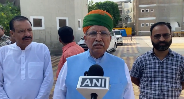 Union Minister Arjun Ram Meghwal Joins ‘Har Ghar Tiranga’ Event Ahead of Independence Day